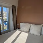 De La Maison Apart-hotel