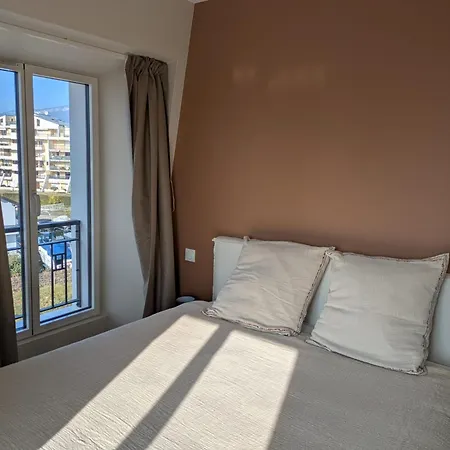 La Du Petit Port - Aparthotel